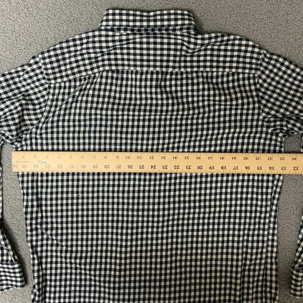 Banana Republic Shirt‎ Mens Large Black check Flannel Long Sleeve Button Up